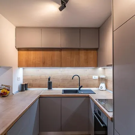 Apartman Perla *