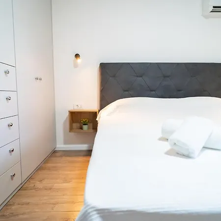 Apartman Perla *